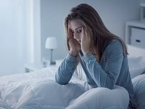 Bác sĩ Bệnh viện Bạch Mai ngỡ ngàng khi ai đi khám mất ngủ, tê bì tay chân cũng đòi uống một loại thuốc