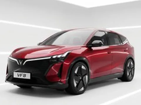 VinFast chính thức ra mắt VF 8 thế hệ mới, giá 999 triệu đồng