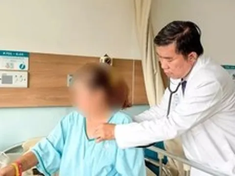 Bệnh hiếm gặp khiến nội tạng người phụ nữ chui lên lồng ngực, đè xẹp phổi