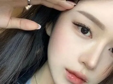 Người khỏe hay bệnh nhìn vào lông mày là lộ hết! Thấy 4 đặc điểm này khuyên bạn: Khám ngay còn kịp