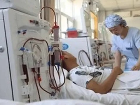 Người đàn ông mắc suy thận dù chăm tập thể dục, vợ bất lực: “Tôi khuyên mãi mà ông ấy vẫn làm việc này hơn 20 lần/tuần”