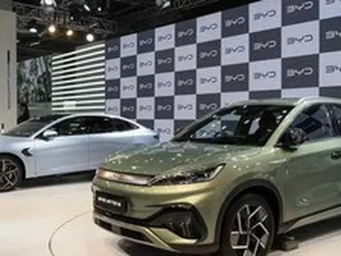 Hãng xe điện lớn nhất thế giới đối mặt nghịch lý: Đơn hàng quý như vàng nhưng sản xuất không kịp, 140.000 khách phải chờ vì 1 linh kiện gặp nghẽn