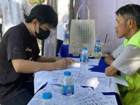 Đưa việc làm về Tân An Hội