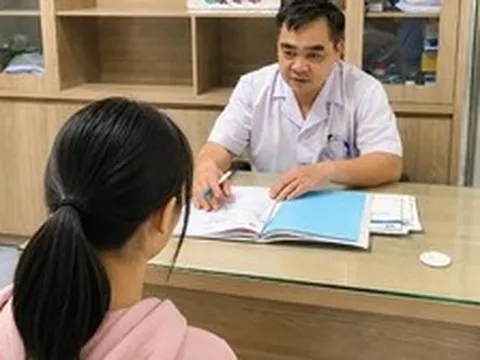 Thất vọng sau bài thi, nữ sinh 13 tuổi uống thuốc giảm đau liều cao
