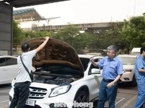 Mua ô tô cũ chưa hết hạn đăng kiểm phải đưa xe đi cập nhật thông tin