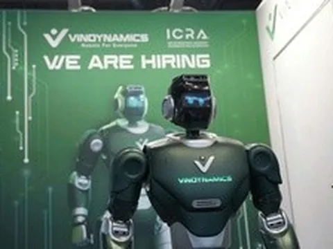 Lần đầu ra mắt robot hình người, công ty của tỉ phú Phạm Nhật Vượng gây chú ý tại 2 sự kiện lớn