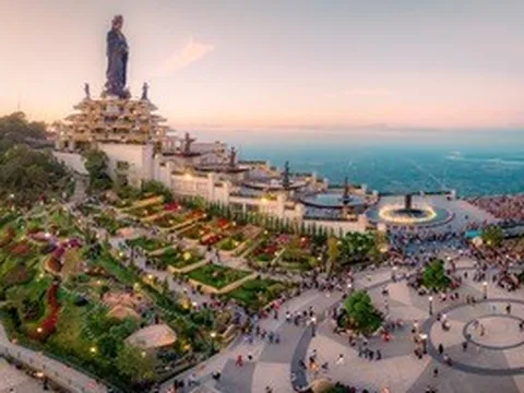 Tây Ninh chưa thống nhất đề xuất nâng phí tham quan núi Bà Đen