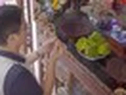 Nam NSƯT nổi tiếng cả nước U70 ngày nào cũng thắp hương, nói thẳng: "Đừng vì tiền mà mất nhân cách"