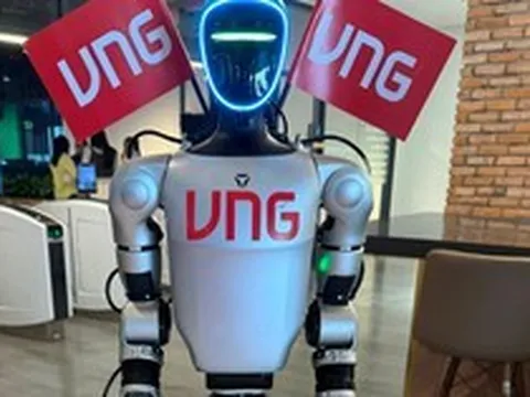 VNG cho Robot biểu diễn võ công trong ĐHĐCĐ, kỳ vọng có lãi trở lại vào năm nay
