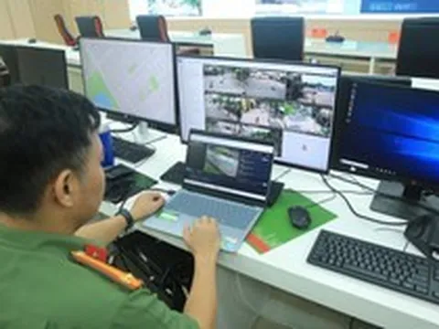 Công an Hà Nội thử nghiệm thiết bị mới để phát hiện vi phạm giao thông, lấn chiếm vỉa hè, đổ rác trái phép
