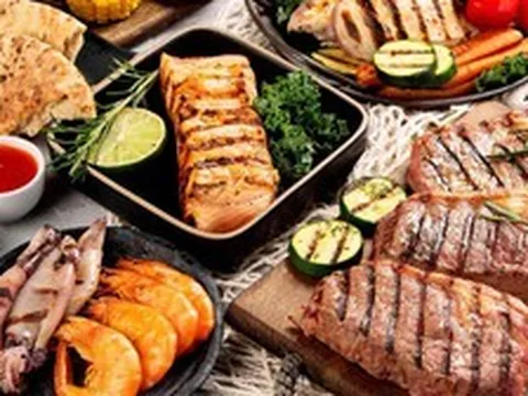 Ăn thịt hằng ngày có hại cho sức khỏe không? Chuyên gia dinh dưỡng chỉ ra 4 lưu ý