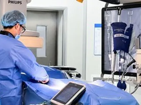 Cứu sống hai cụ bà đột quỵ nhồi máu não nặng