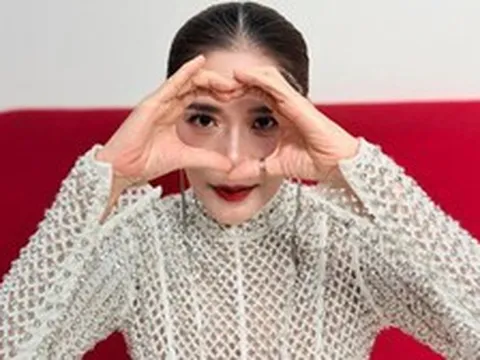 Nữ ca sĩ là phó chủ tịch: "Tôi đây ngán ai mà phải đánh bóng"