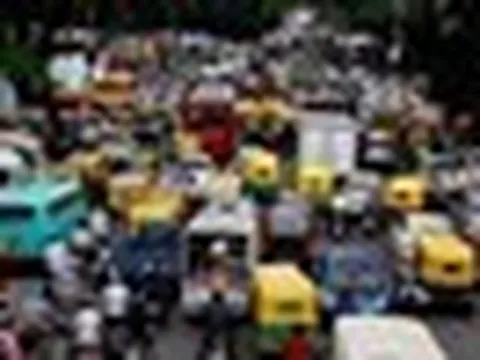 “Xăng E10 ở Việt Nam là quá bình thường”, quốc gia này vừa thông qua hẳn xăng E100: Sắp tới ô tô chạy hết bằng cồn