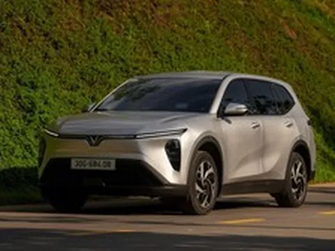 Xuống tiền Limo Green chạy dịch vụ, tài xế chia sẻ: Nhìn rõ cửa hoàn vốn sau 1,5 năm