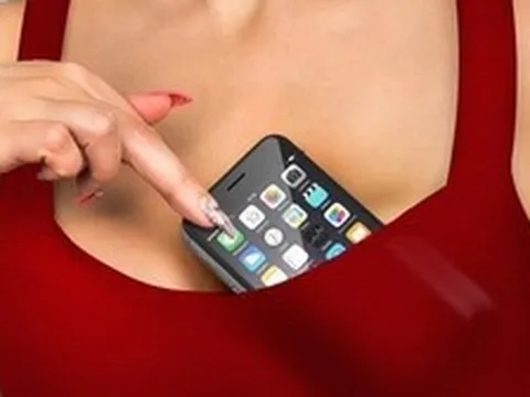 Quá nguy hiểm: Đừng bao giờ để điện thoại của bạn ở 7 vị trí này, vị trí thứ 3 có thể làm tăng đáng kể nguy cơ ung thư