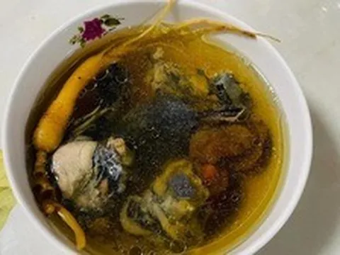 Người đàn ông 30 năm không uống 1 giọt rượu nhưng men gan cao gấp 10 lần bình thường, thủ phạm là món canh “đại bổ”