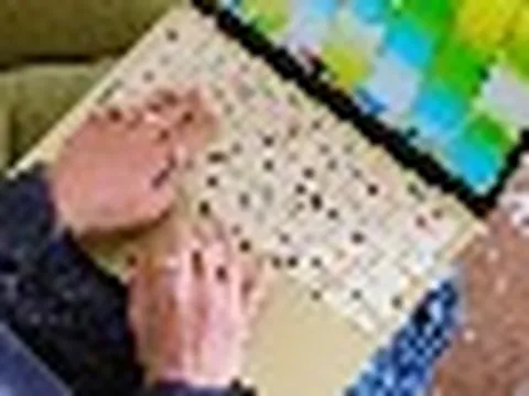 Đưa vợ dùng thử chiếc MacBook Neo đang "hot nhất" hiện nay, chỉ đúng 2 tuần, cô ấy đã đòi quay lại Windows