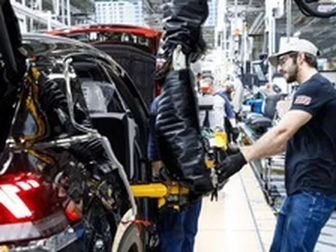 100.000 công nhân 1 hãng xe ô tô lớn sắp bị sa thải, 4 nhà máy nằm trong danh sách khai tử: Chuyện gì đây?