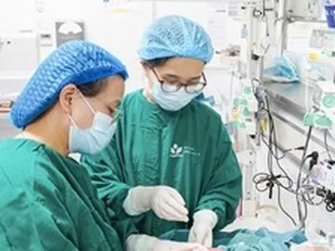 25 người hiến máu mới cứu được bé sơ sinh người Ghana mắc bệnh tan máu cực hiếm