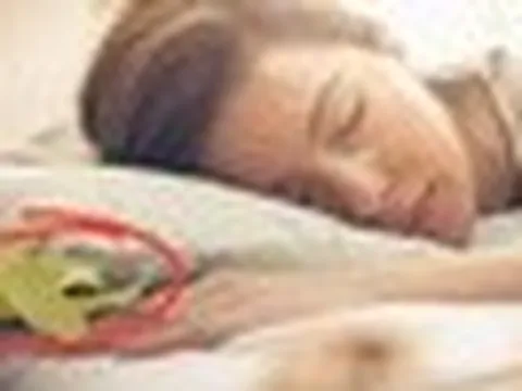 Để 5 thứ này dưới gối, may mắn và tài lộc sẽ ùn ùn "kéo tới"
