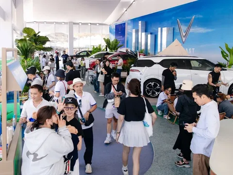 Trước giờ khai màn VnExpress Marathon, runner và du khách nói gì về Vinhomes Green Paradise?