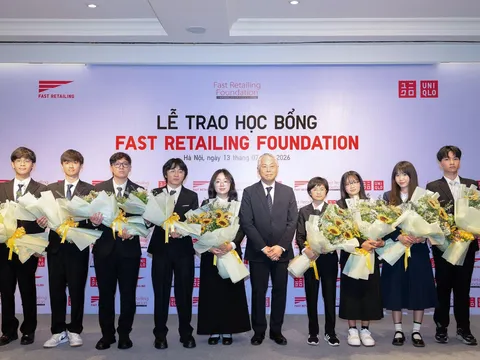 Lộ diện 09 gương mặt xuất sắc chinh phục học bổng toàn phần Quỹ Fast Retailing 2026: Chính thức mở đơn cho mùa tuyển sinh 2027!