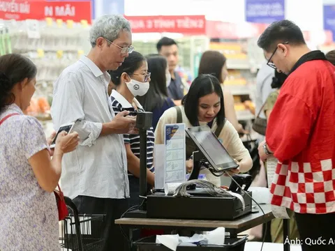 Chùm ảnh: Hàng nghìn người dân hào hứng mua sắm tại AEON MALL Thanh Hóa