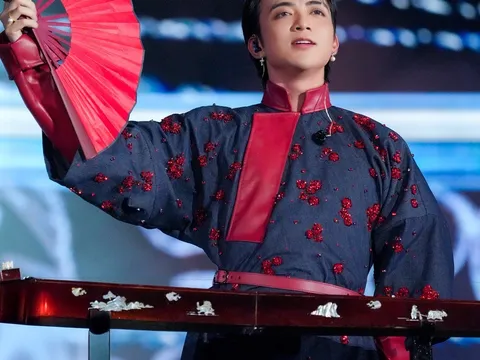 Soobin thể hiện tuyên ngôn thế hệ tại 8Wonder: Nghệ sĩ Việt đủ khả năng sánh vai quốc tế